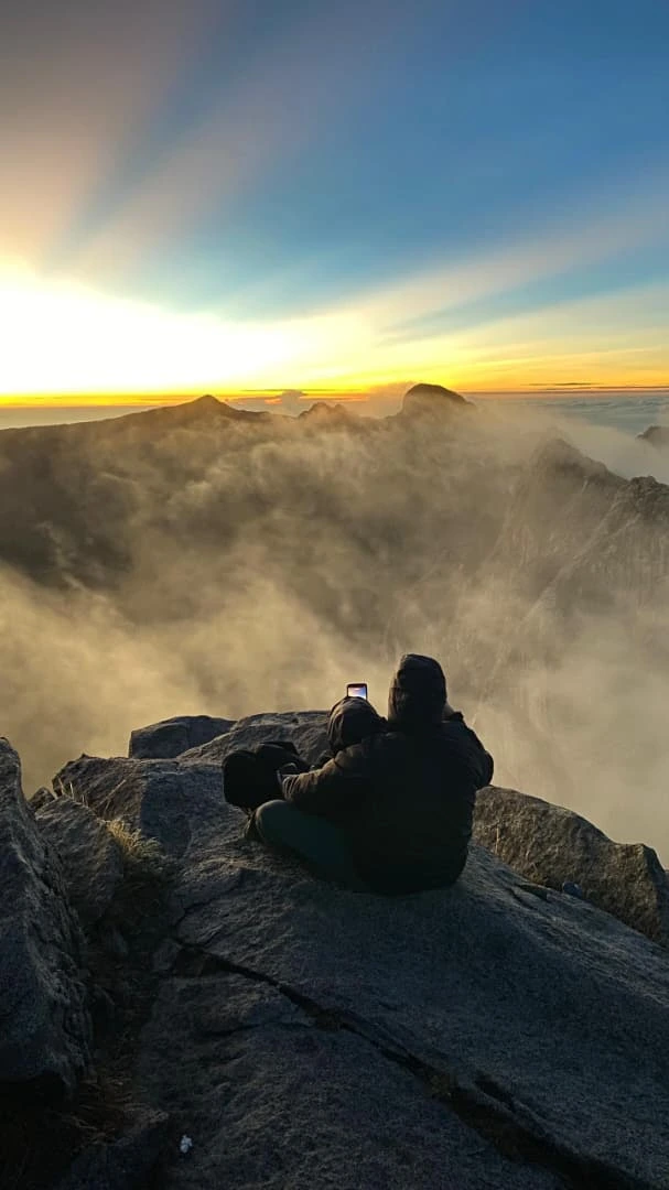 Top 5 Romantic Sabah Destinations in 2026 7 Mount Kinabalu couple